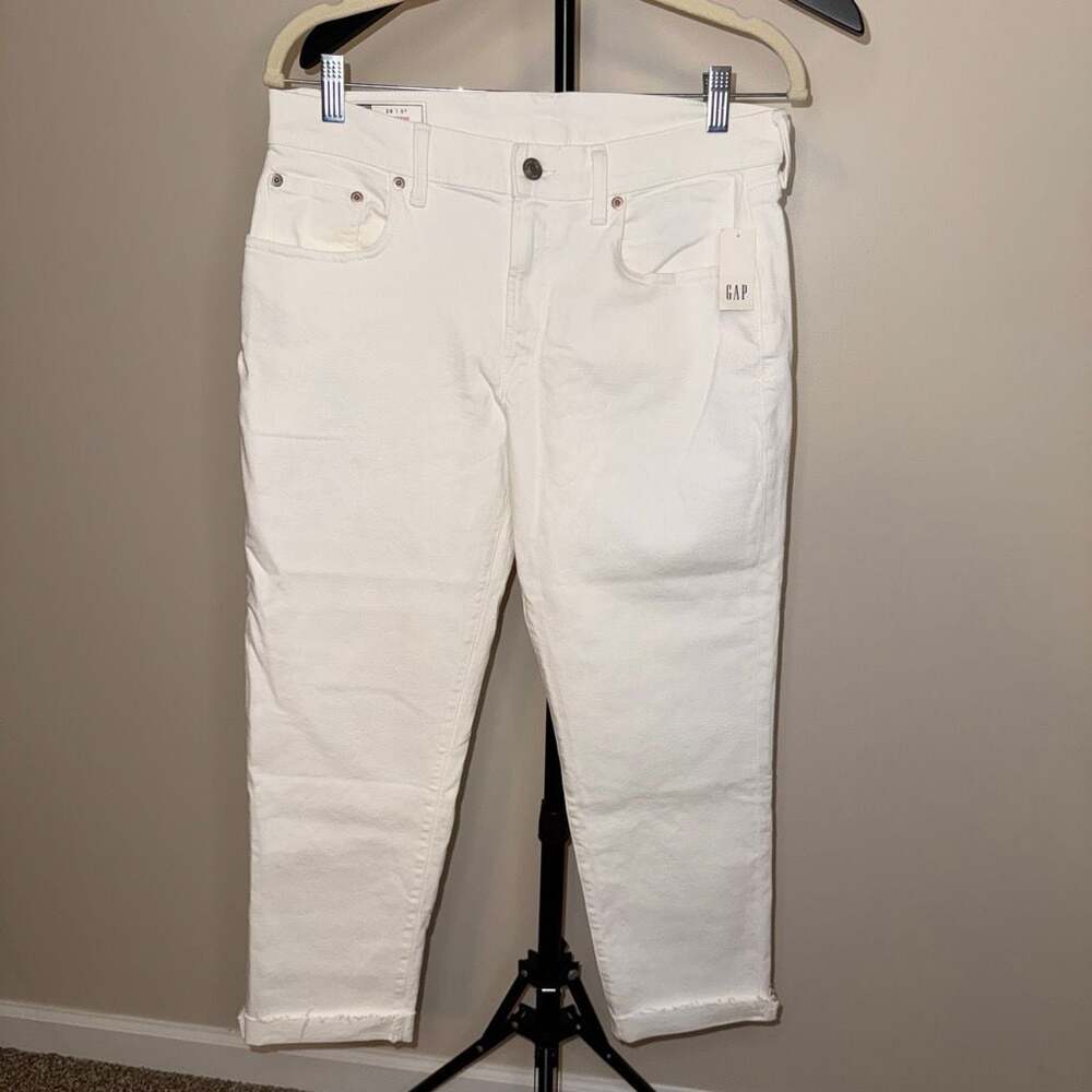 Gap Girlfriend Mid Rise White Raw Hem Jeans Size 6P